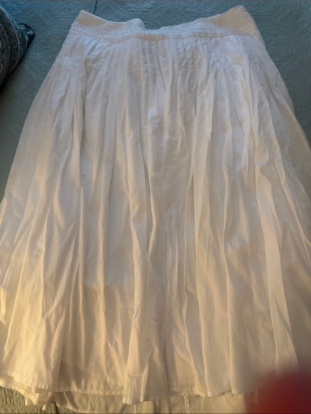 White Women's Midi Skirt - Classic Pleated Design
